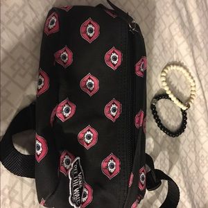 Vans Fanny Pack W/ H&M Bracelets